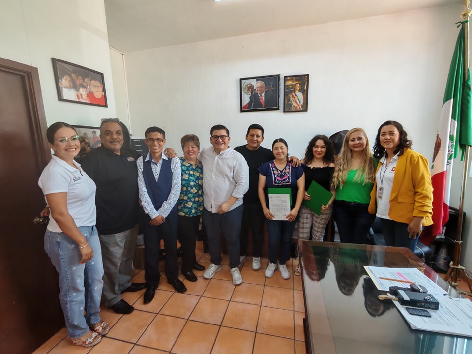 DIF Tlaquepaque reconoce a familias comprometidas con el programa de Acogida de Menores